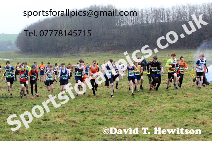 Boys under-15s 2022 North Eastern Harrier League, Thornley Farm, Peterlee, County Durham. Photo: David T. Hewitson/Sports for All Pics